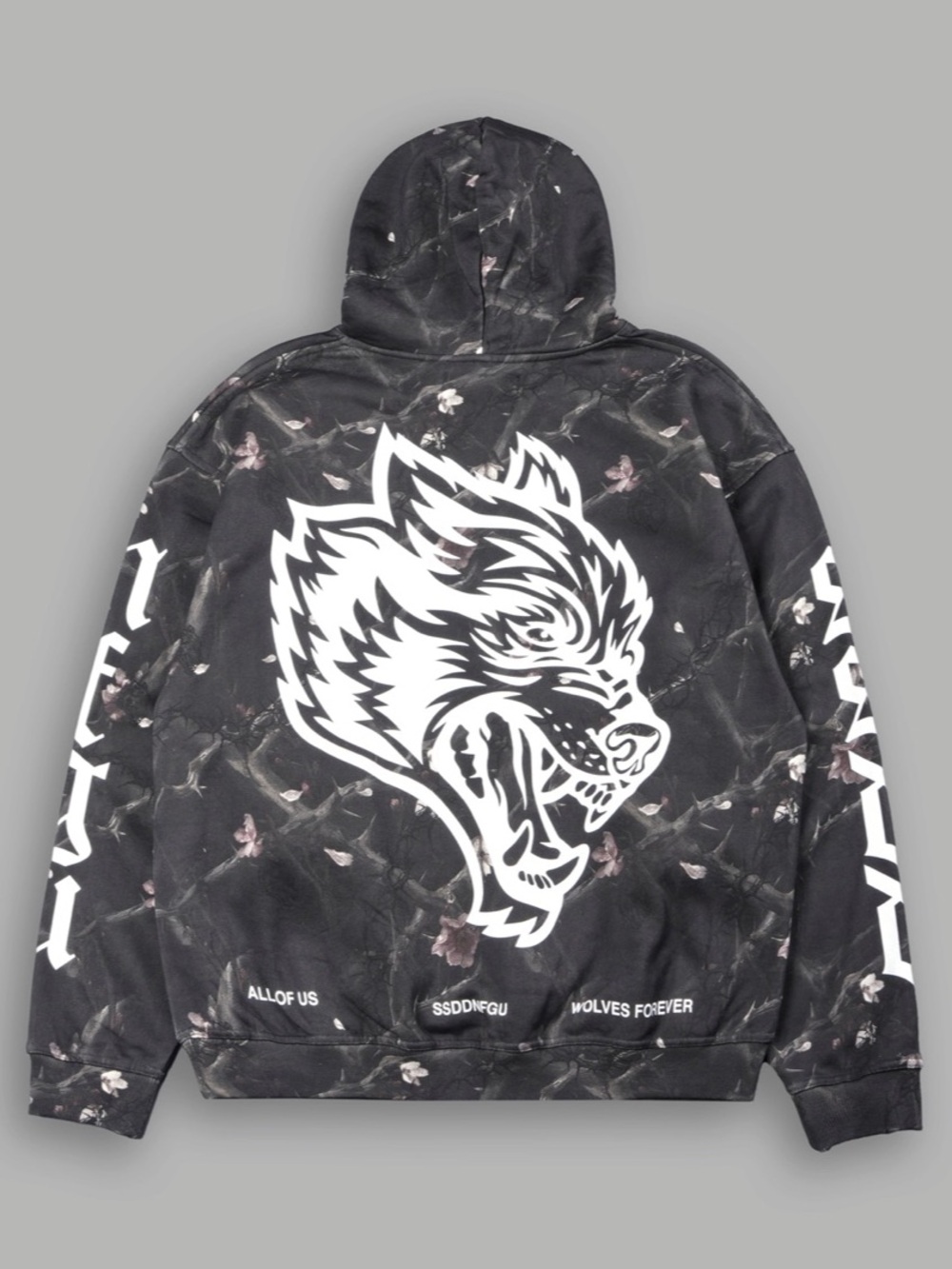 Darc Sport | BIG WOLF HEAD PIERCE HOODIE | IN ALL OF US | CAMO | LRG | NWT